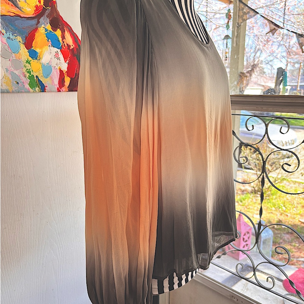 Young Fabulous & Broke Woman’s Ombre Grey Peach Ivory Criss Cross Blouse XS